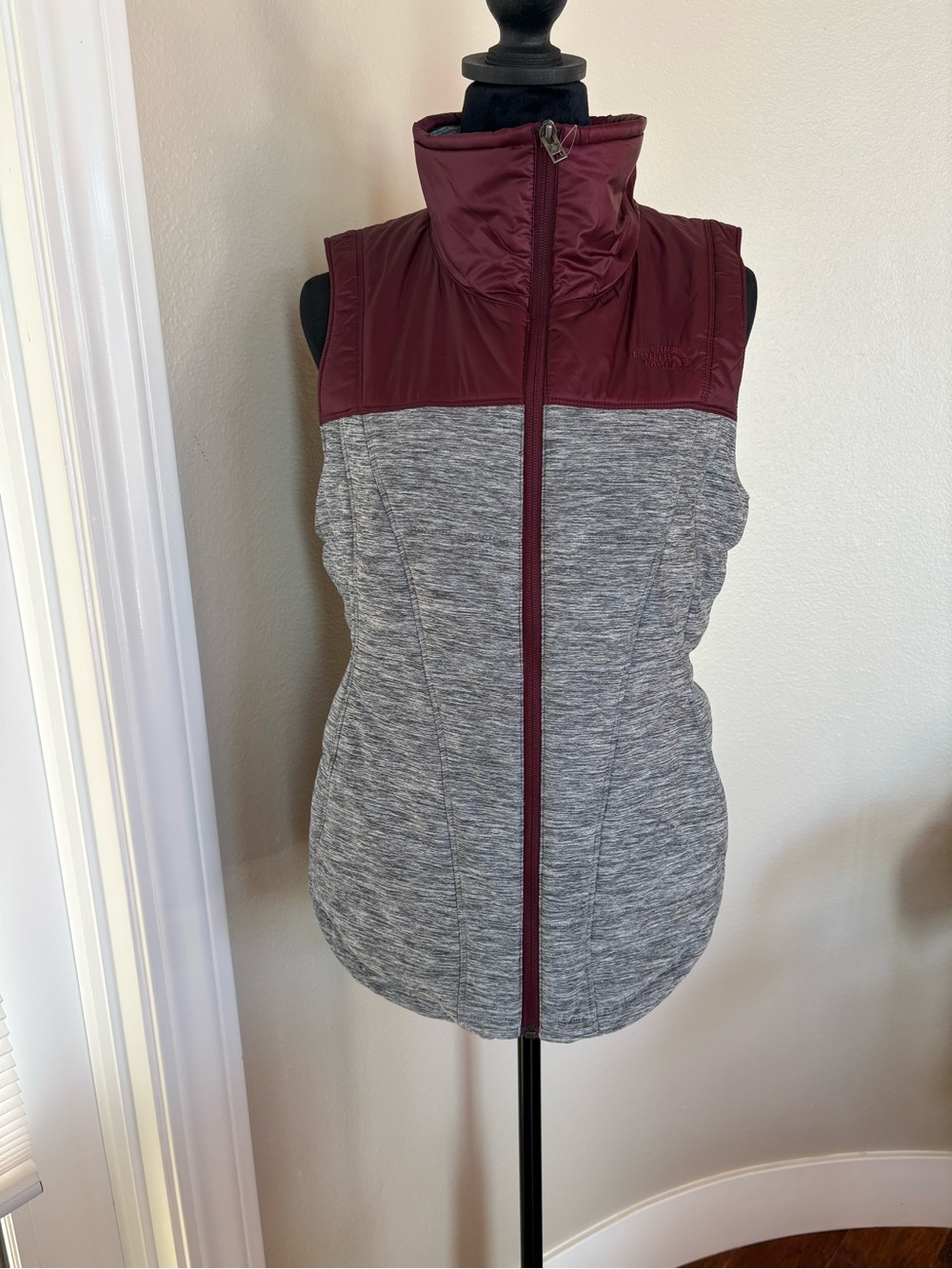 North Face Women's Maroon and Heather Gray Quilted Vest